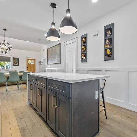 Designer Home: King Beds, Luxe Bath+Free Parking! Atlanta Buitenkant foto