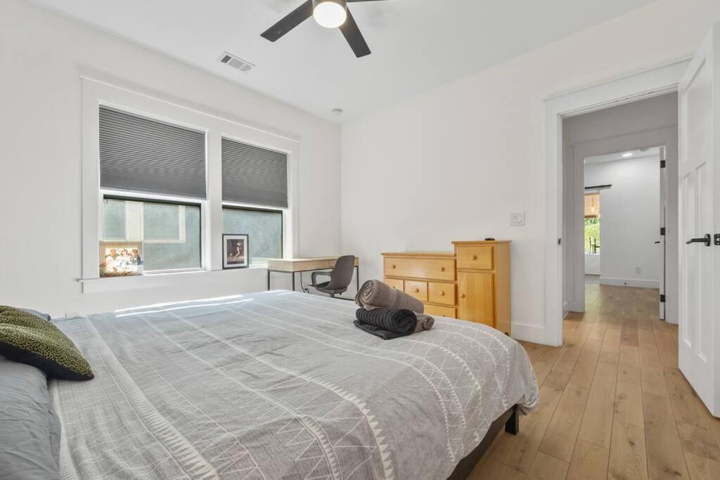 Designer Home: King Beds, Luxe Bath+Free Parking! Atlanta Buitenkant foto
